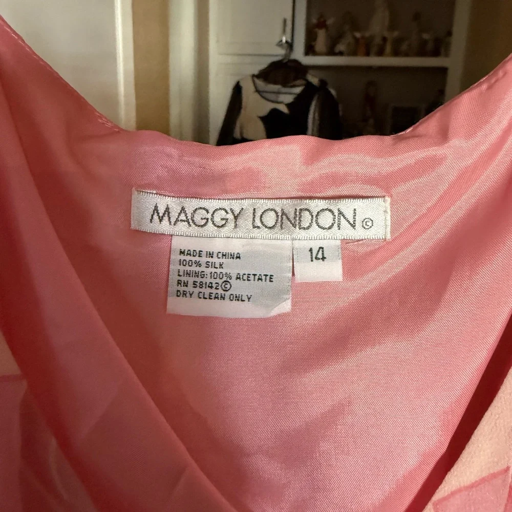 Maggy London 100% silk Floral Midi Dress Pink 14 wedding classic - Picture 3 of 4
